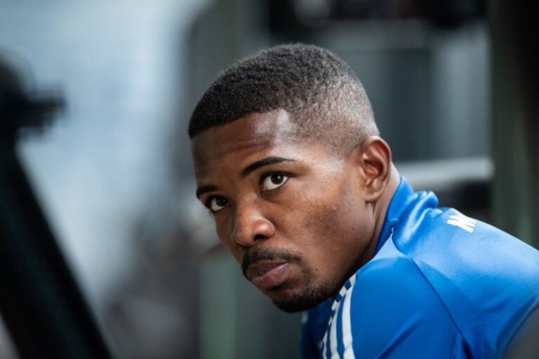 クルゼイロ　カカ